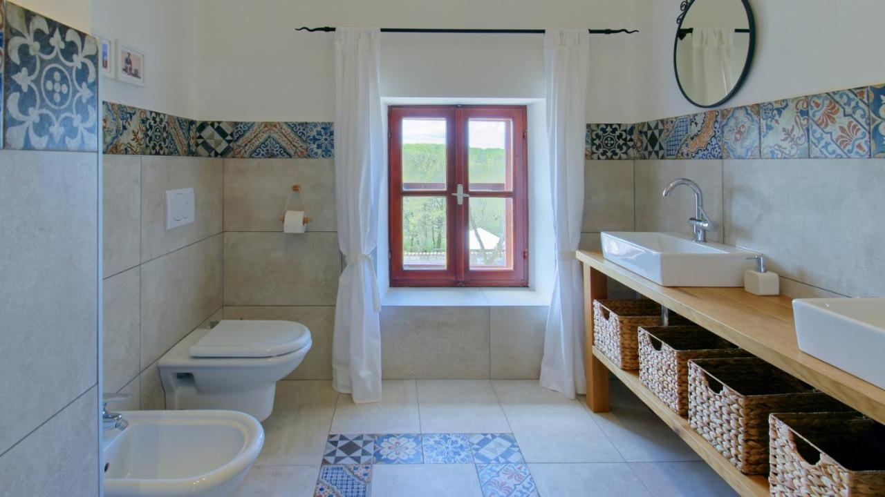 Villa Kluni By Rent Istria Momjan Exterior photo