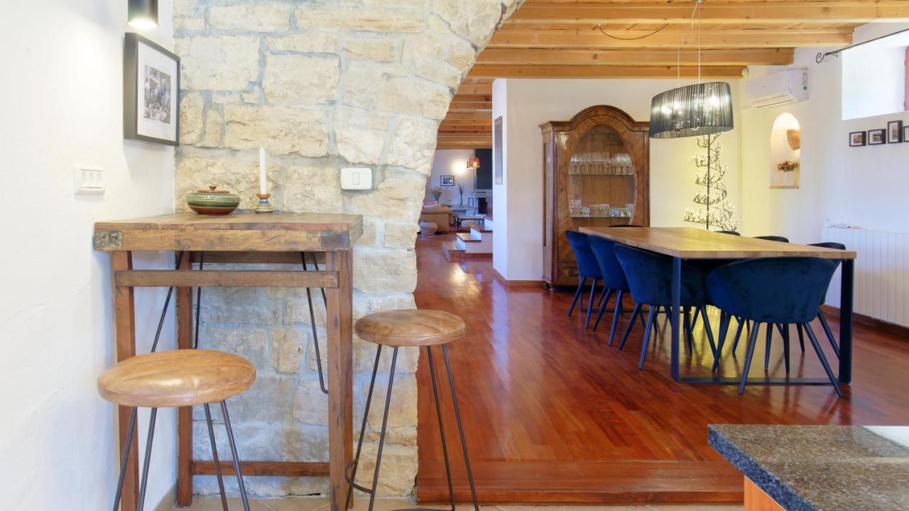 Villa Kluni By Rent Istria Momjan Exterior photo